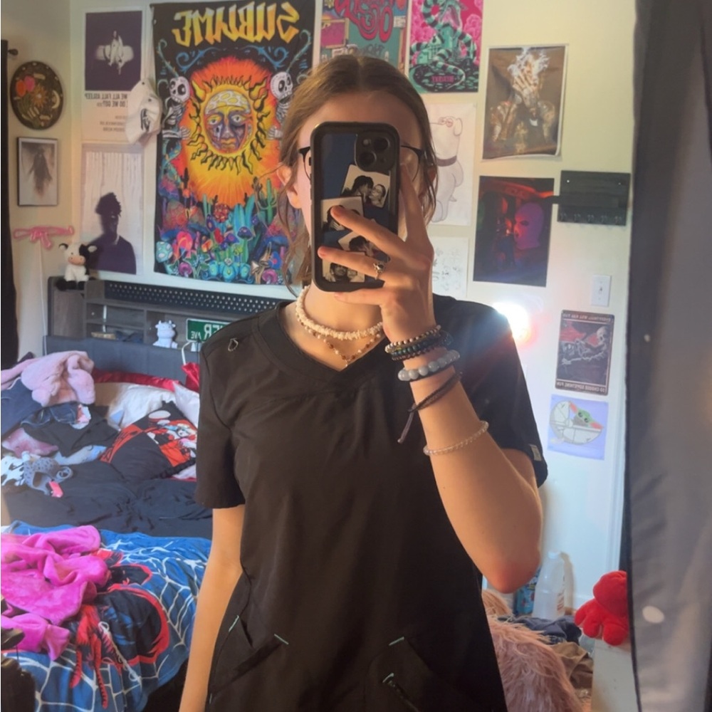 Sketchers Black scrubs